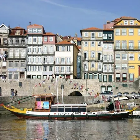 Oporto House Al *
